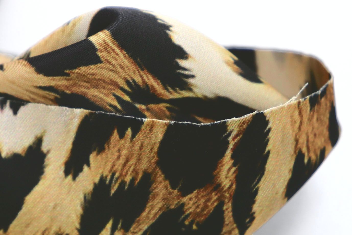 Сатин "Шакира" стрейч двусторонний принт/леопард черно-коричневый на белом 3887-PY/D#1/C#1