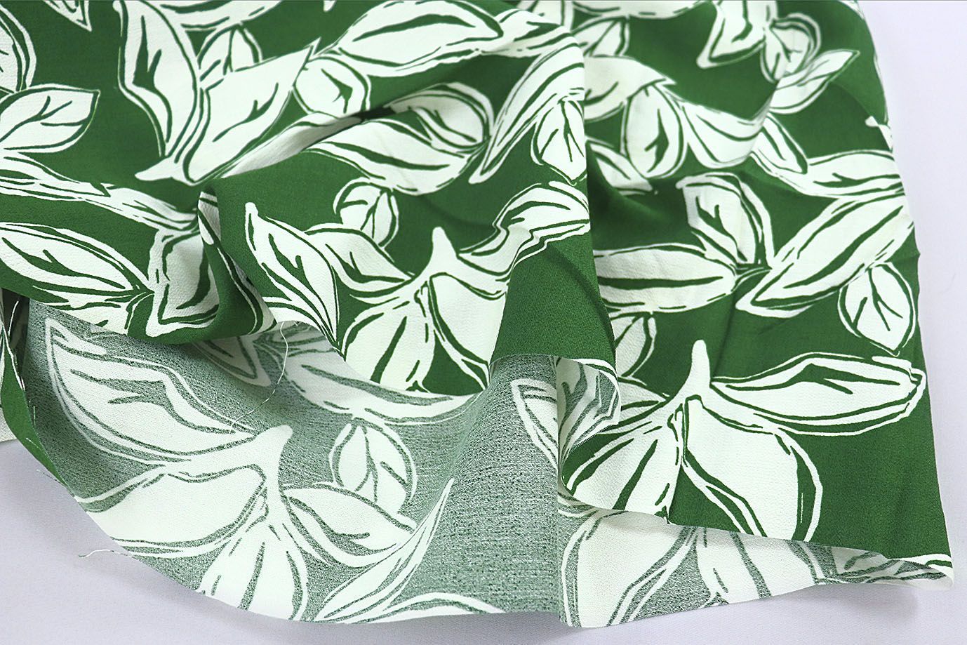 Лен БОХО принт/листья белые на темно-зеленом 3815-PY/D#1/C#6