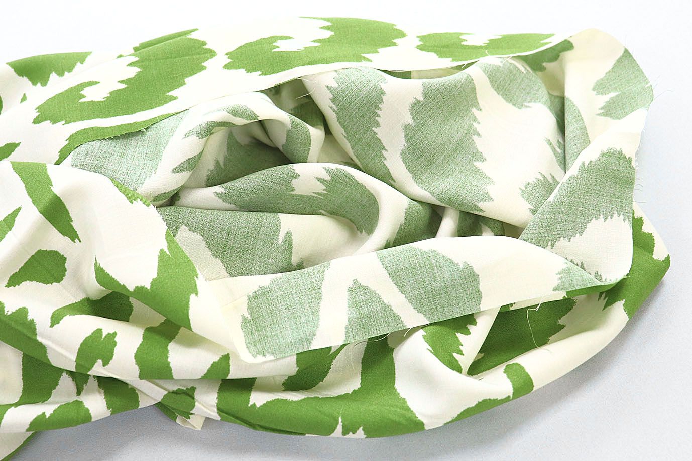 Штапель принт/зеленый на молочном 3858-PY/D#16/C#2