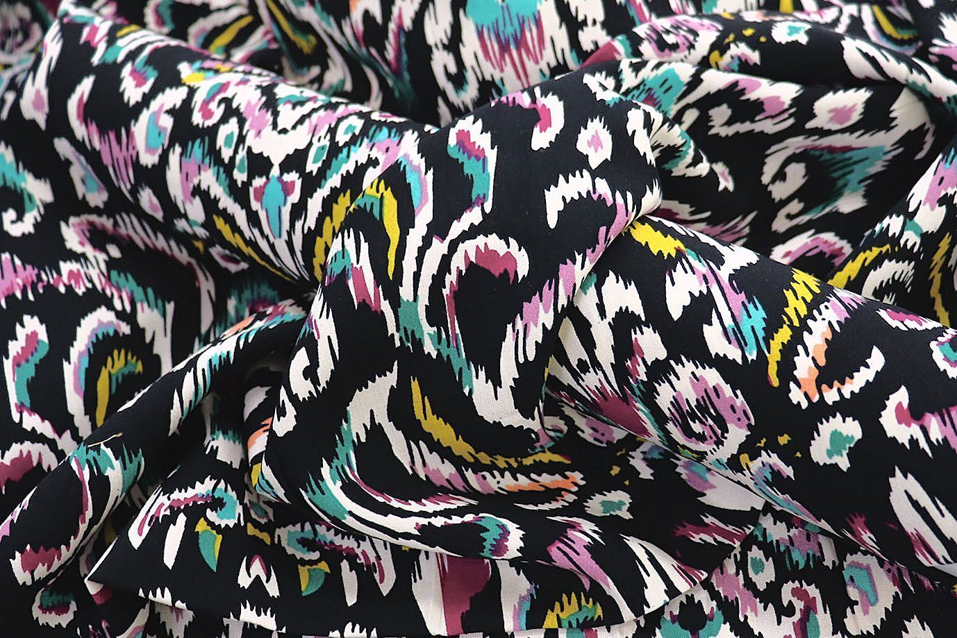 Штапель принт/узор черно-бирюзовый 3858-PY/D#24/C#4