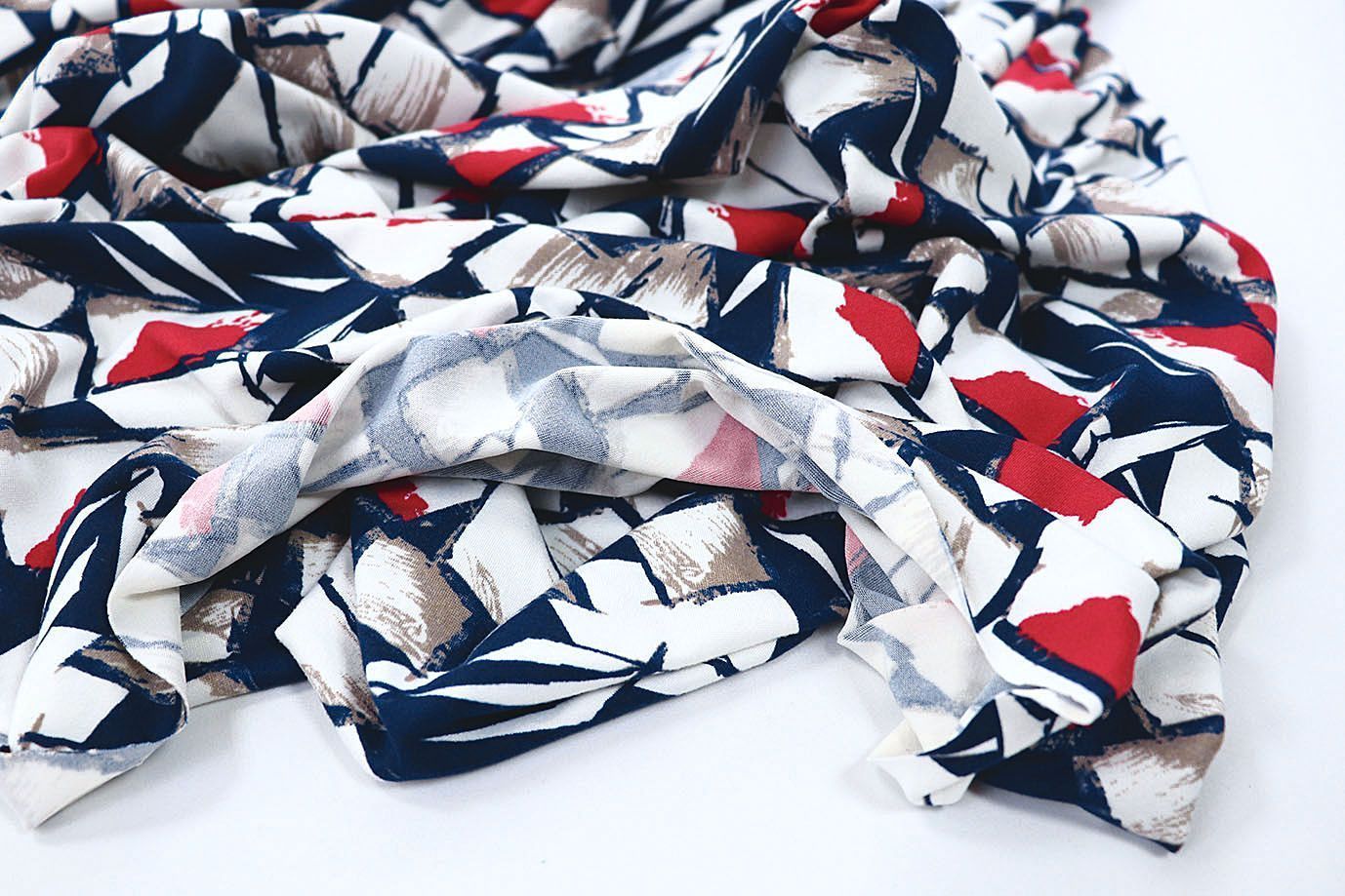 Трикотаж масло браш принт/бело-красный на синем SSR-707A/D#19/C#2 (15881)