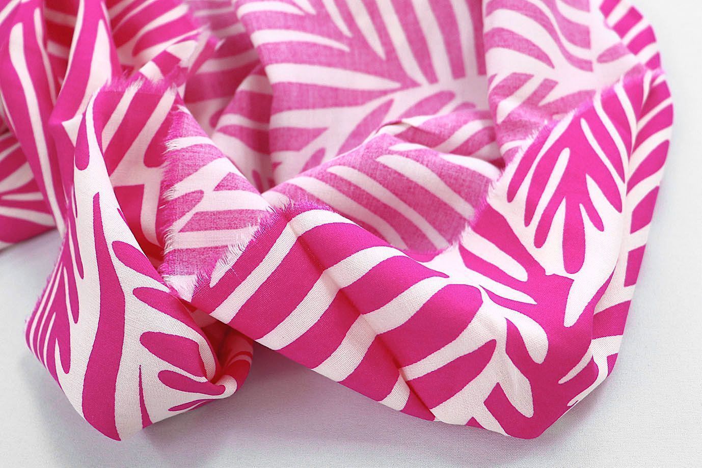 Штапель принт/листья малиновые на белом 1374-PY/D#20/C#4