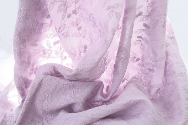 Хлопок "Батист" жатка с вышивкой/лавандовый 3202-PY/D#1/C#4 (EU4272)