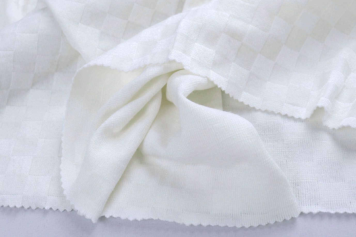 Трикотаж жаккард/молочный 3991-PY/D#2/C#1