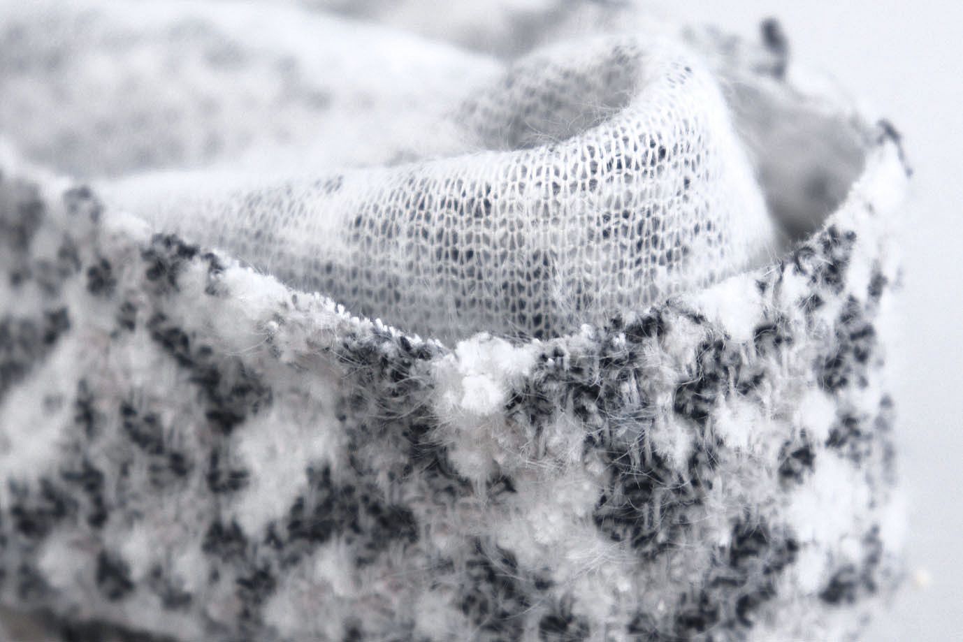 Трикотаж жаккард двуцветный/черно-белый 4046-PY/C#2