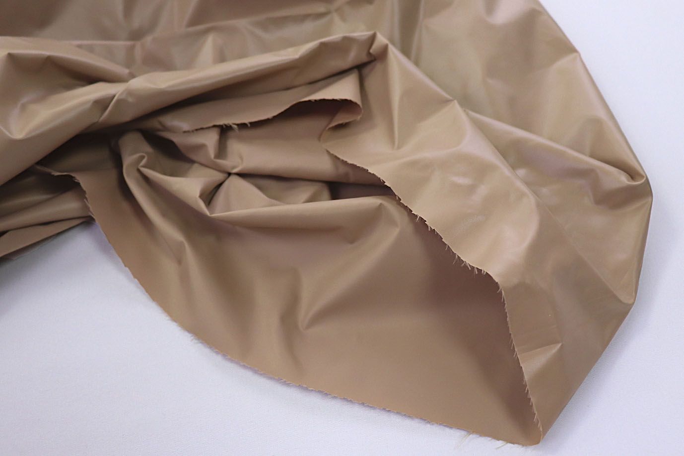 Плащевая ткань "Лаке"/песочно-коричневый AP230329051/D#101027/C#95