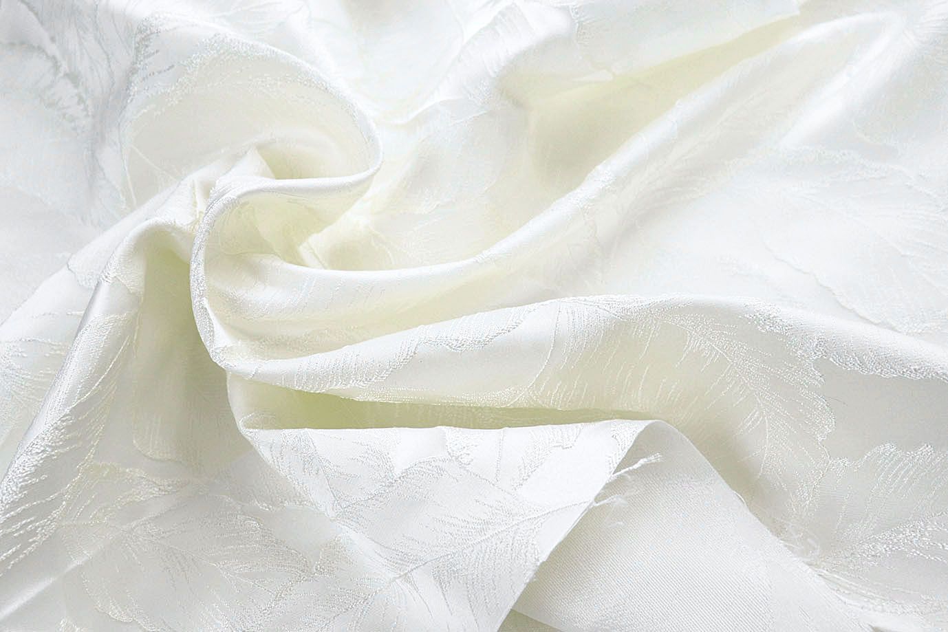 Костюмная ткань жаккард/перья молочные 4052-PY/D#2/C#1