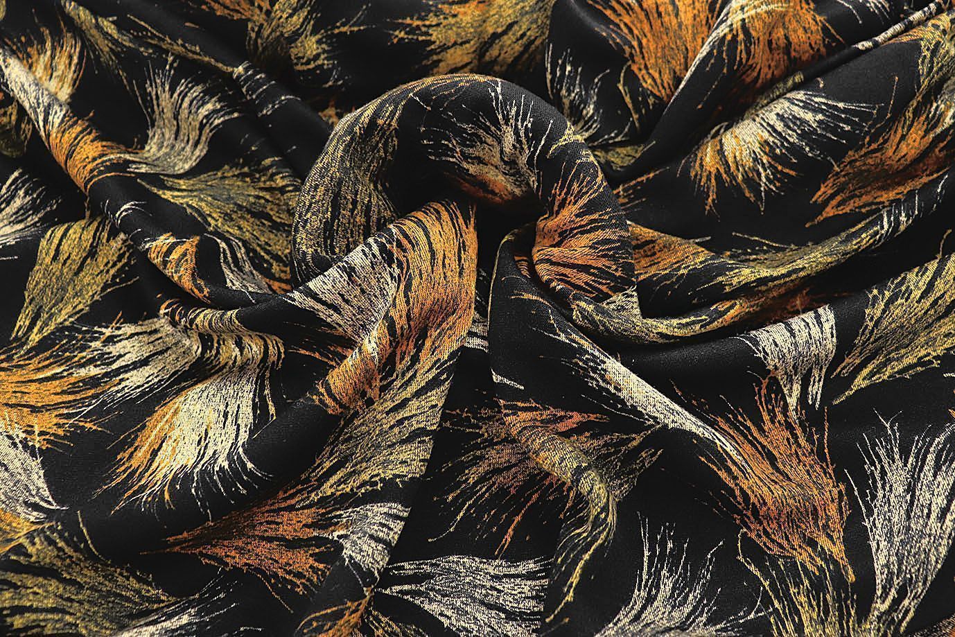 Трикотаж "Модал" принт/желто-оранжевый на черном 3599-PY/D#3/C#2