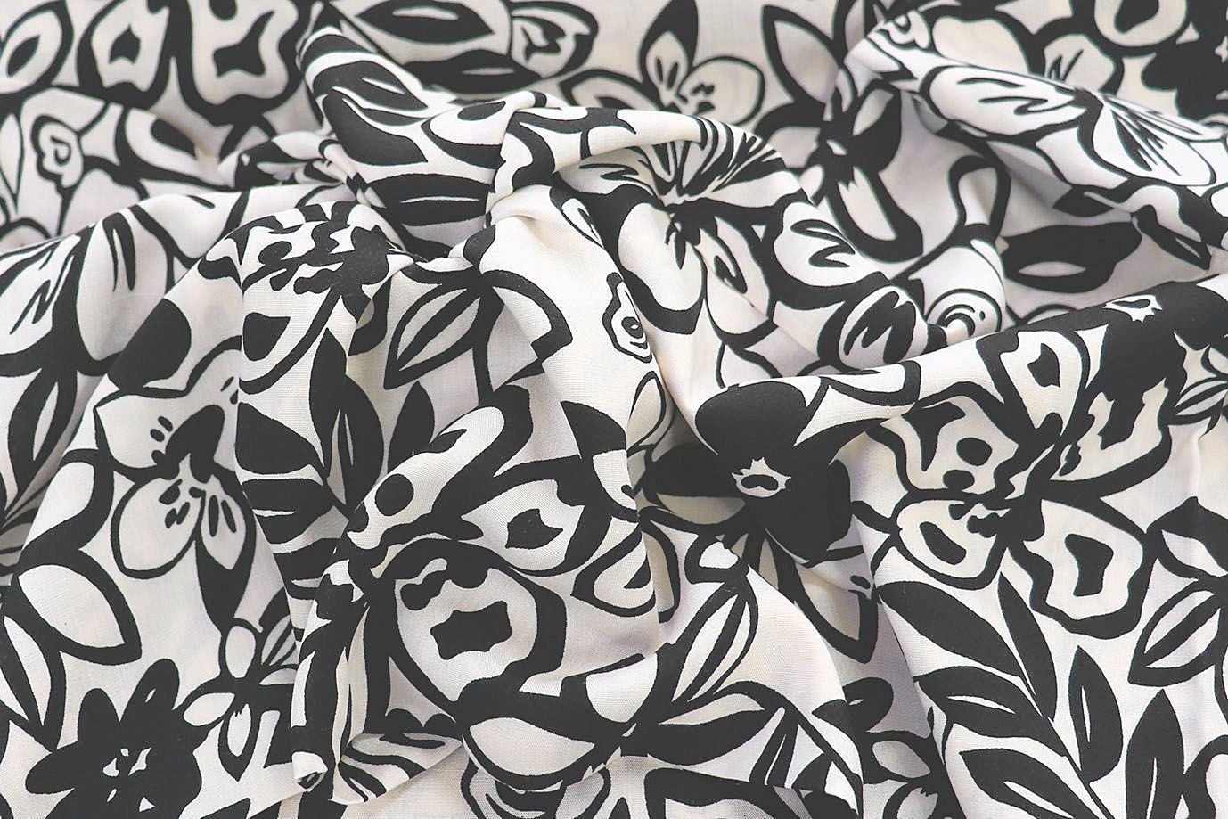 Штапель принт/цветы черные на белом 1374-PY/D#29/C#2
