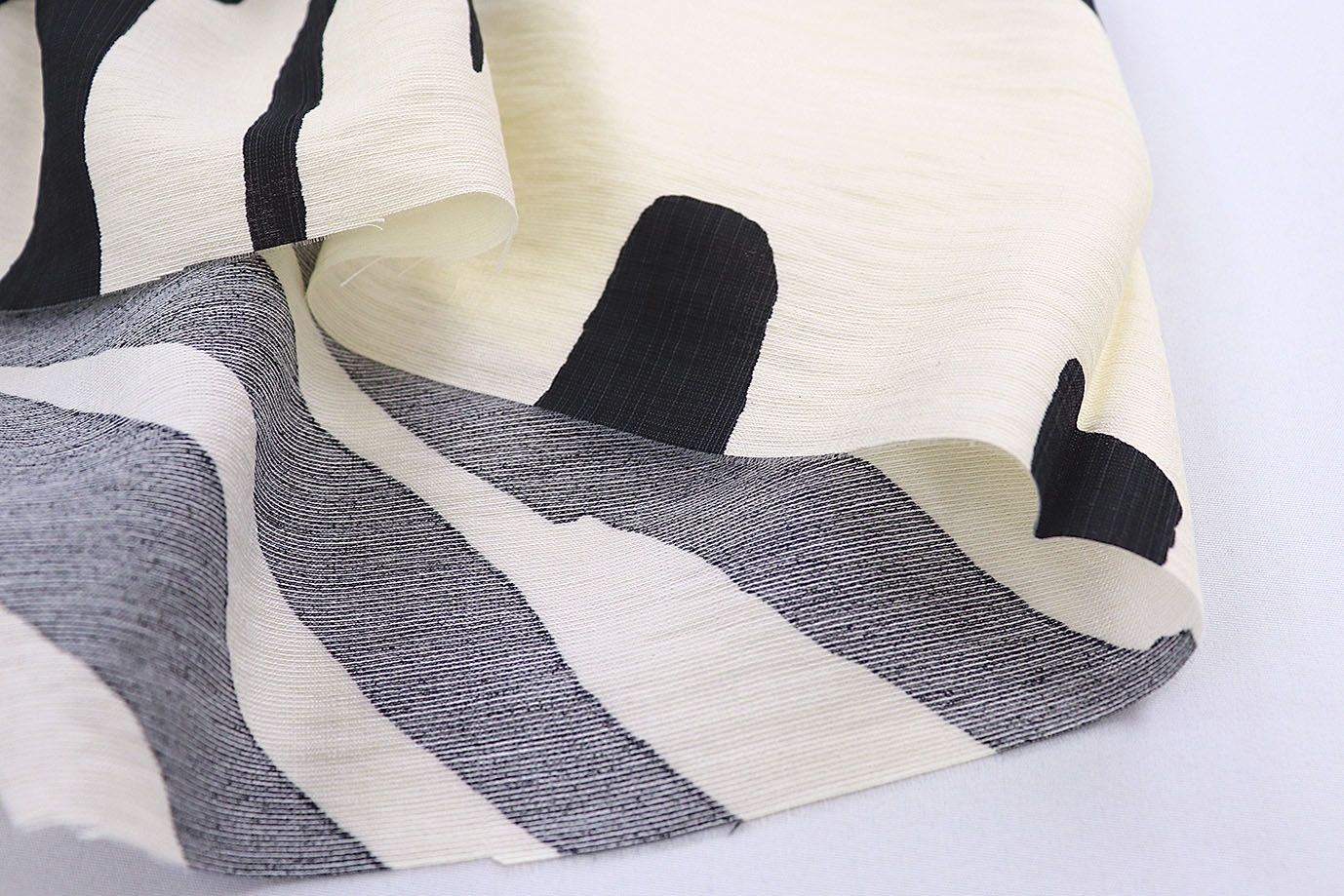 Лен стрейч принт/черный на молочном 3788-PY/D#2/C#6