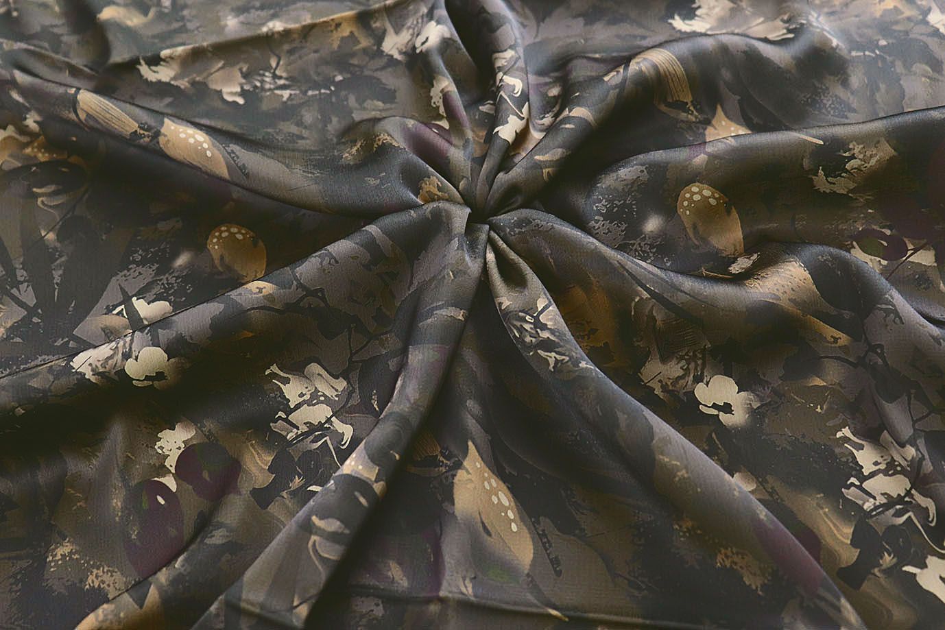 Шелк "Джулия" принт/листья черно-болотно-кремовые 4026-PY/D#3/C#3