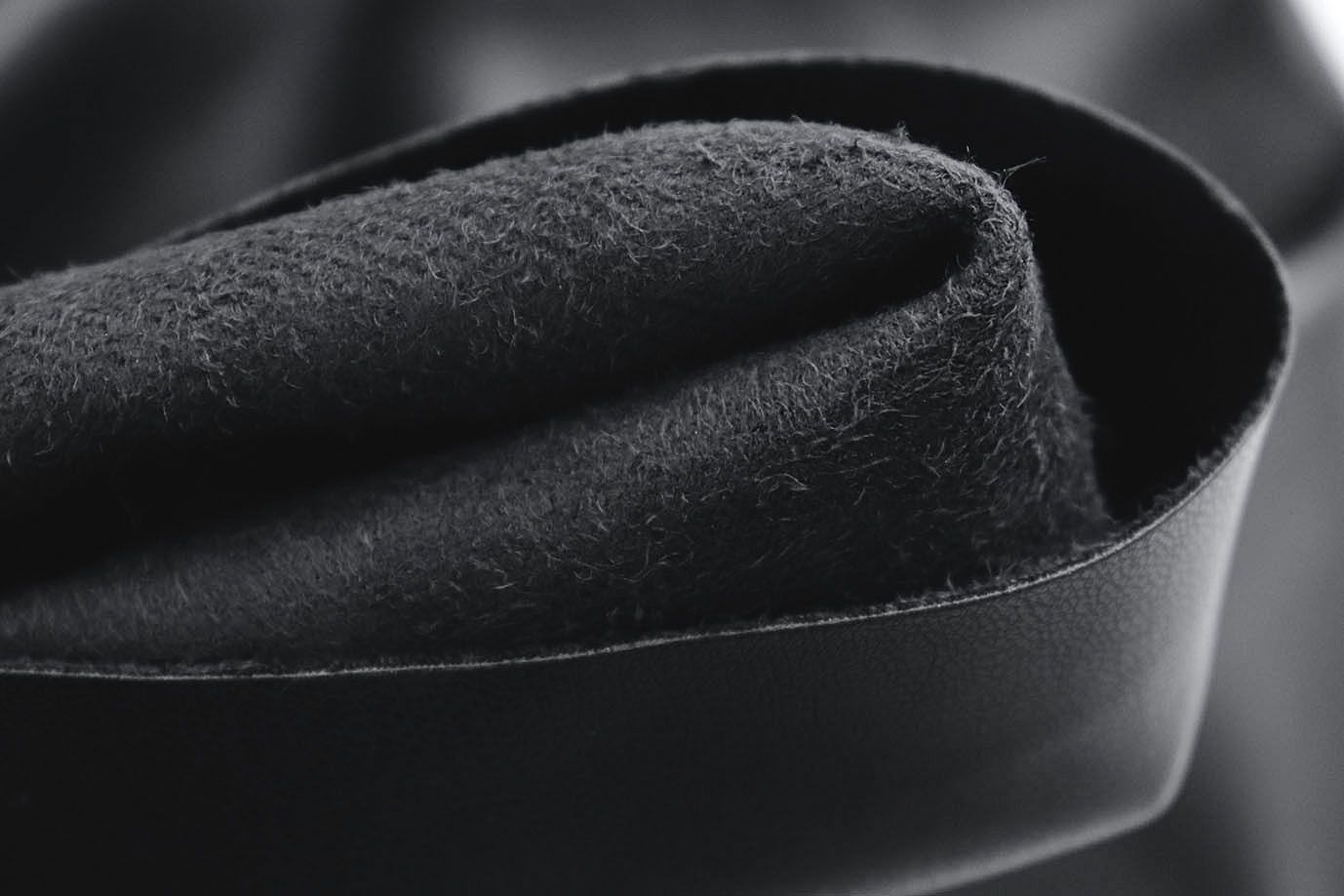 Кожа на замше/черный DT-18009/C#3