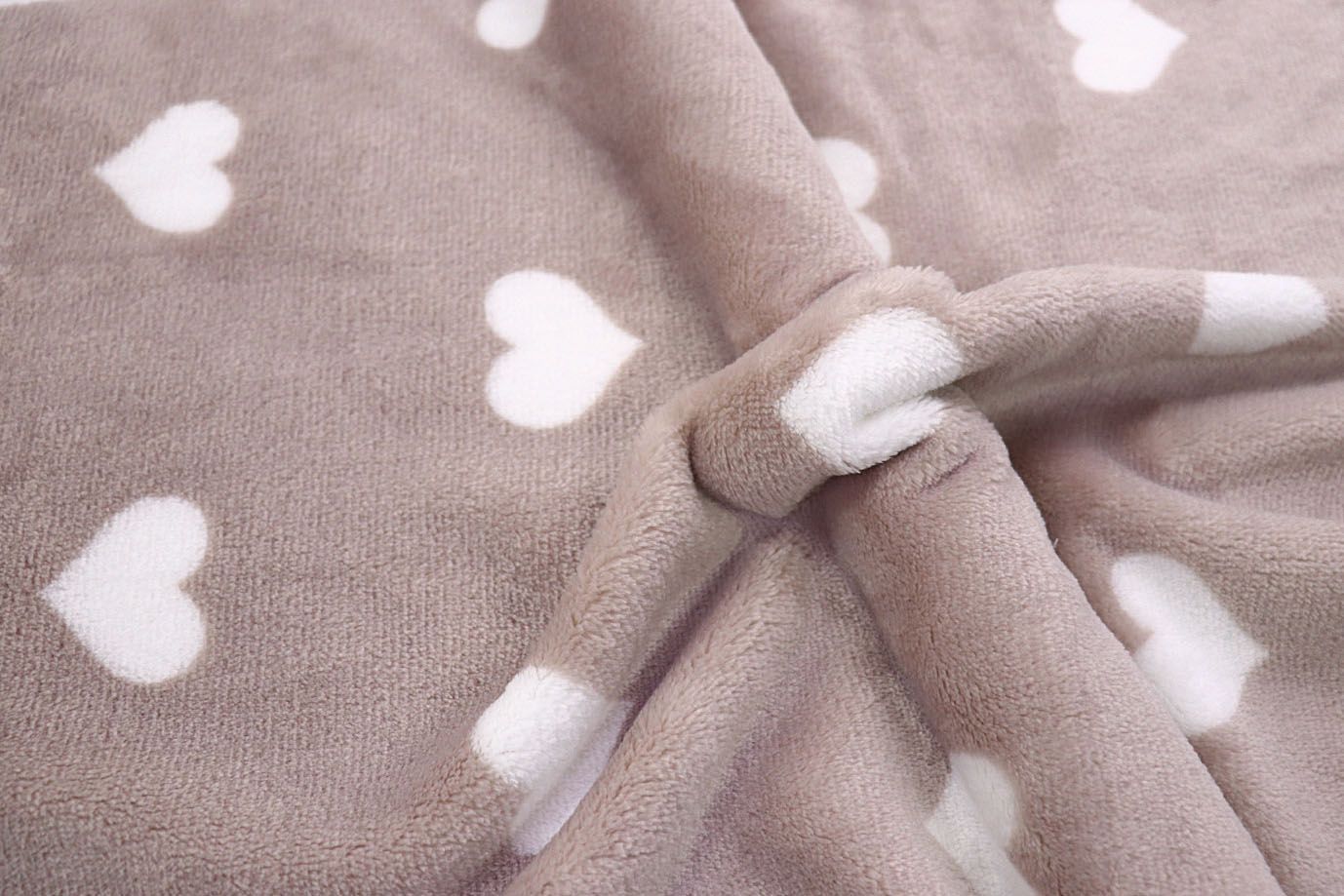 Велсофт принт/сердечки белые на бежевом AP41127/D#222-FLA280YH/C#Y21010239-2