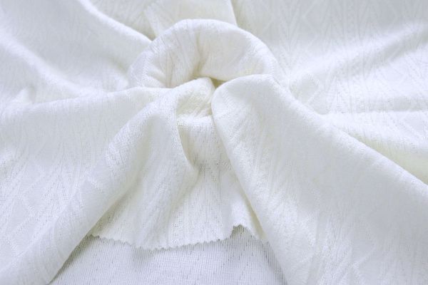 Трикотаж жаккард/молочный 3991-PY/D#1/C#1