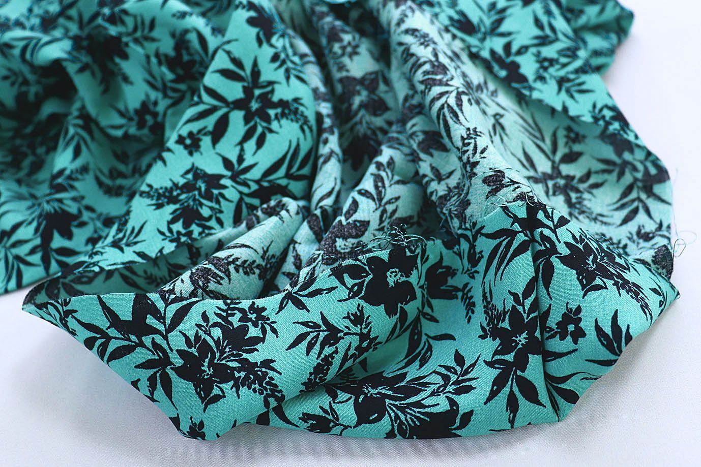 Штапель принт/цветы черные на бирюзовом 1374-PY/D#10/C#3