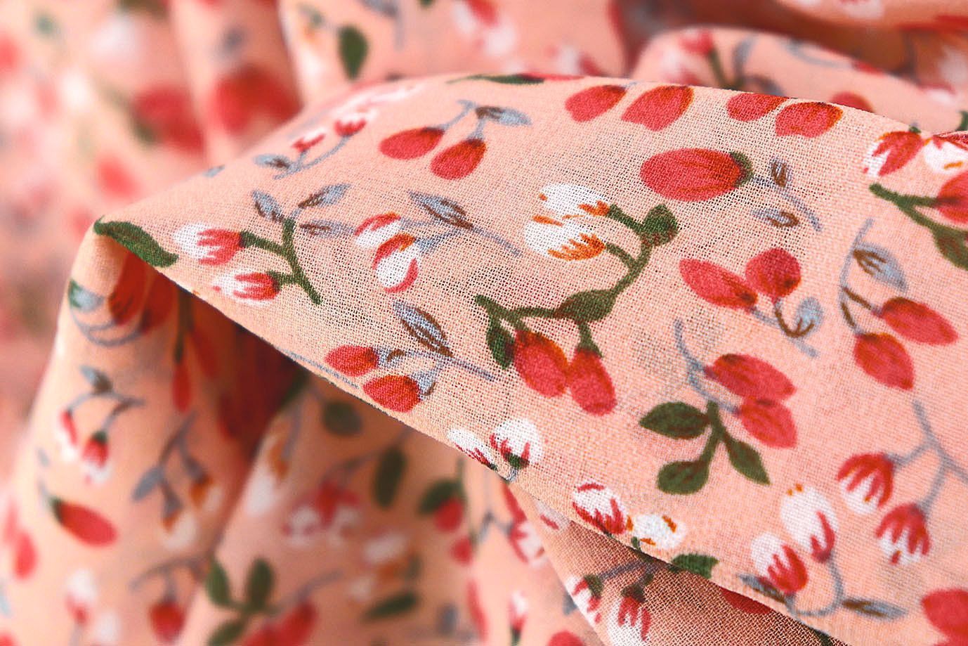 Шифон принт/цветы красно-белые на розовом 3707-PY/D#11/C#2