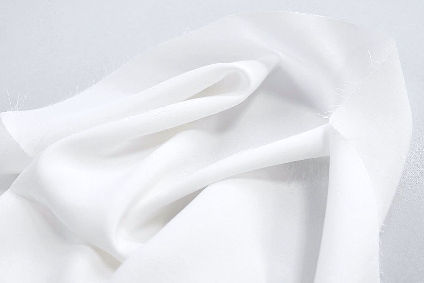 Шелк "Армани" плотный/белый 3807-PY/C#1