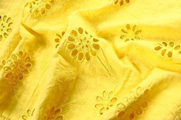 Хлопок "Батист" жатка с вышивкой/желтый 3202-PY/D#5/C#4 (EU4272)