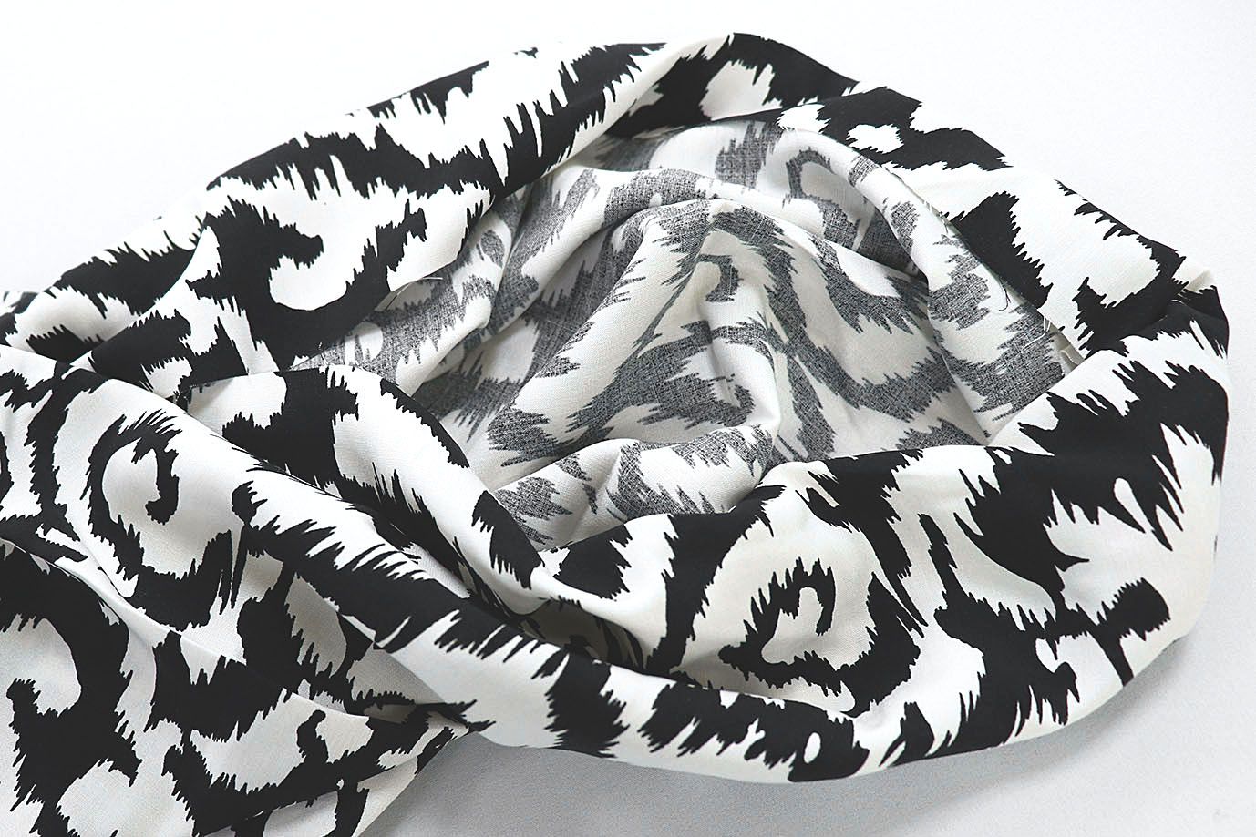 Штапель принт/узор черный на белом 3858-PY/D#15/C#3