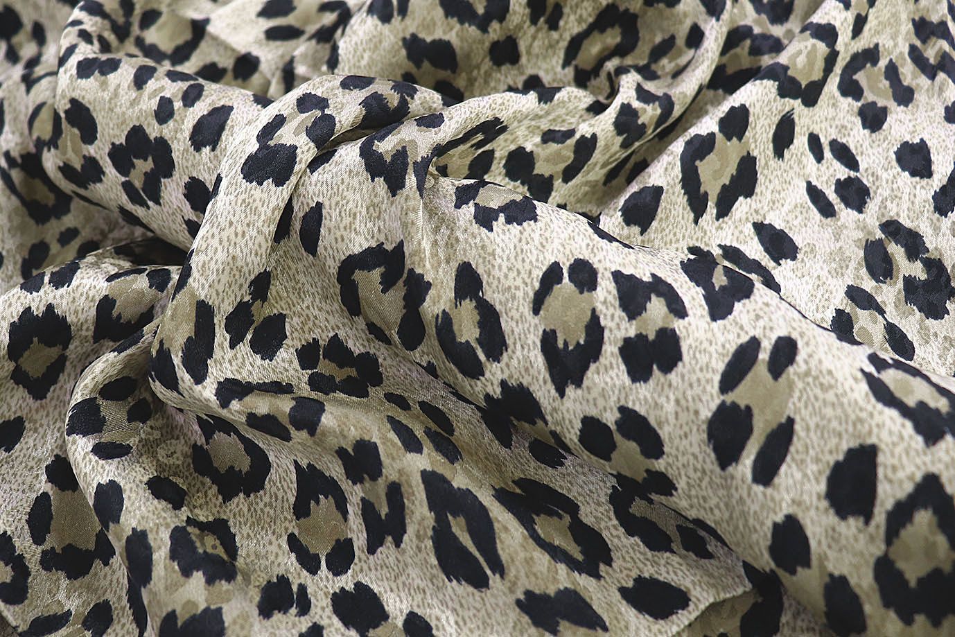 Сатин жаккард принт/леопард черно-серый 3850-PY/D#1/C#1