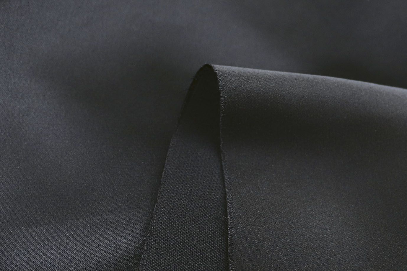 Шелк "Армани" плотный/черный 4050-PY/C#7