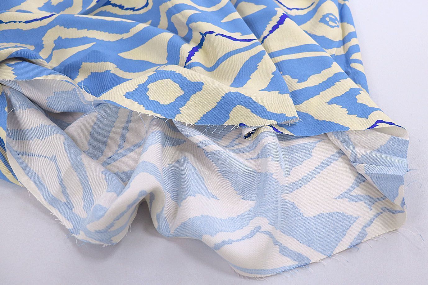 Штапель твил принт/синий на бежевом 3855-PY/D#2/C#1