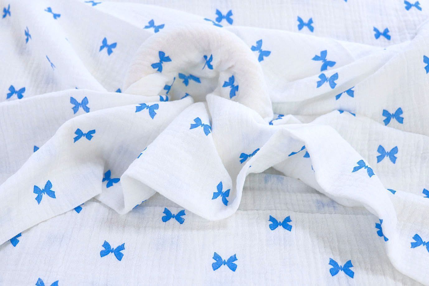 Муслин принт/бантики голубые на белом 1393-PY/D#7/C#5