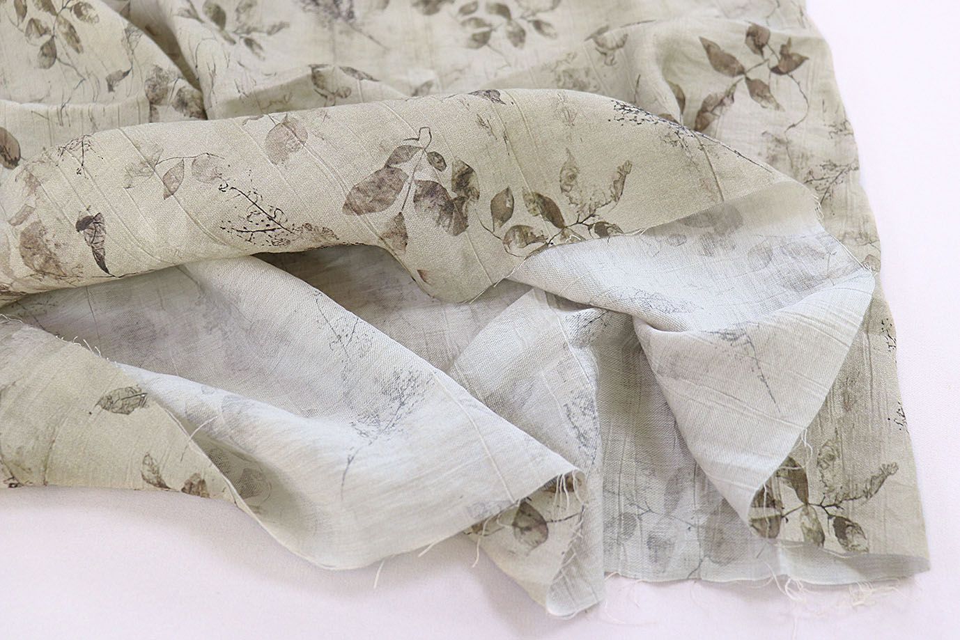 Шелк TENCEL креш принт/листья коричневые на бежевом 3825-PY/D#4/C#1