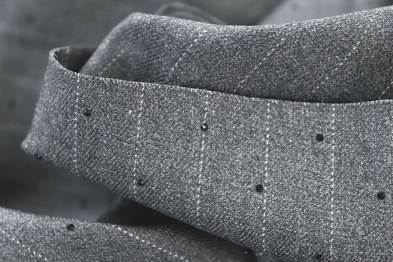 Костюмная ткань со стразами/серый VT-11807/D#1/C#2