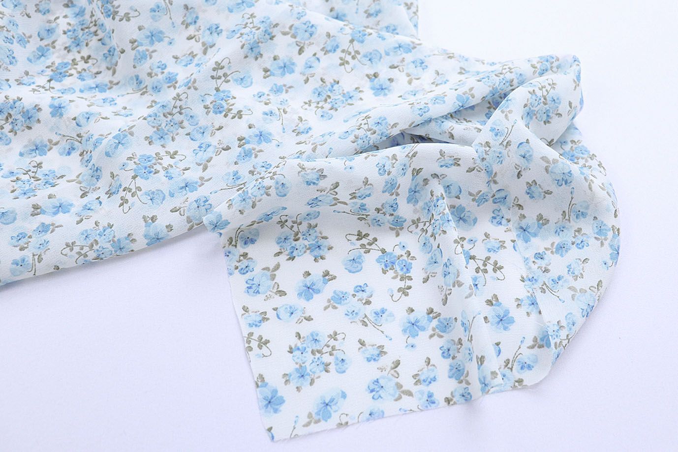 Шифон принт/цветы голубые на молочном 4247-PY/D#4/C#1