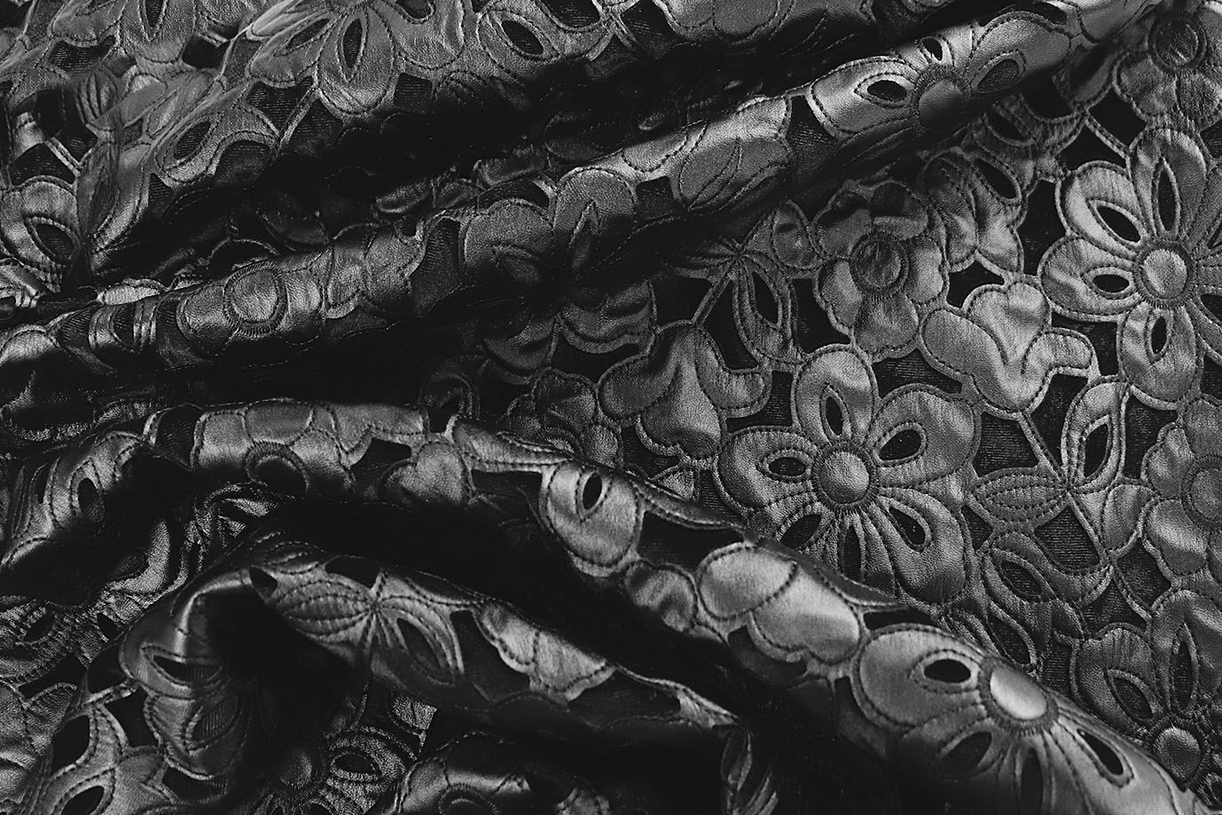 Велюр с вышивкой кожей/черный 4048-PY/D#2/C#1