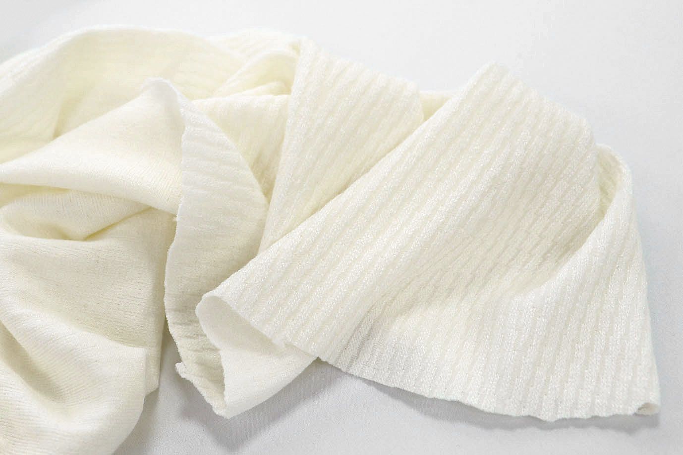 Трикотаж жаккард/молочный 3548-PY/C#1