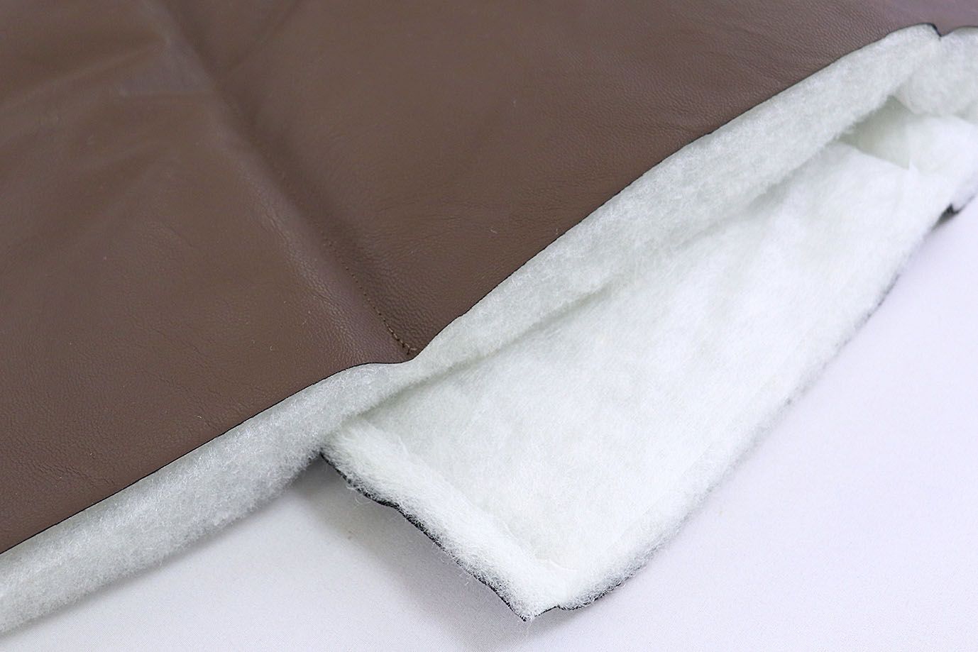 Ткань простеганная "Полоска"/шоколадный 3721/5+CC300