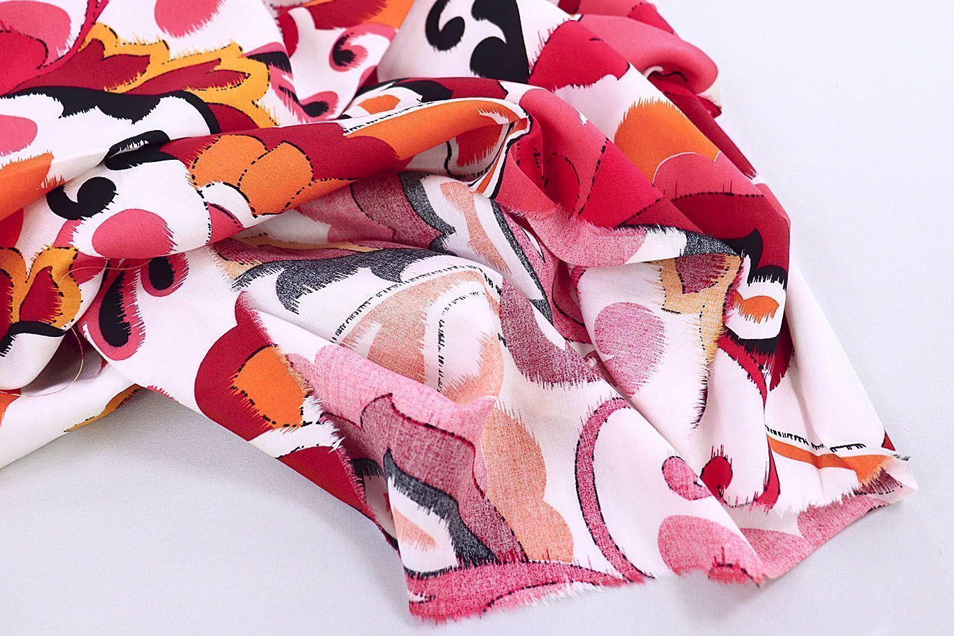 Штапель принт/красно-оранжевый на белом 1382-PY/D#6/C#2