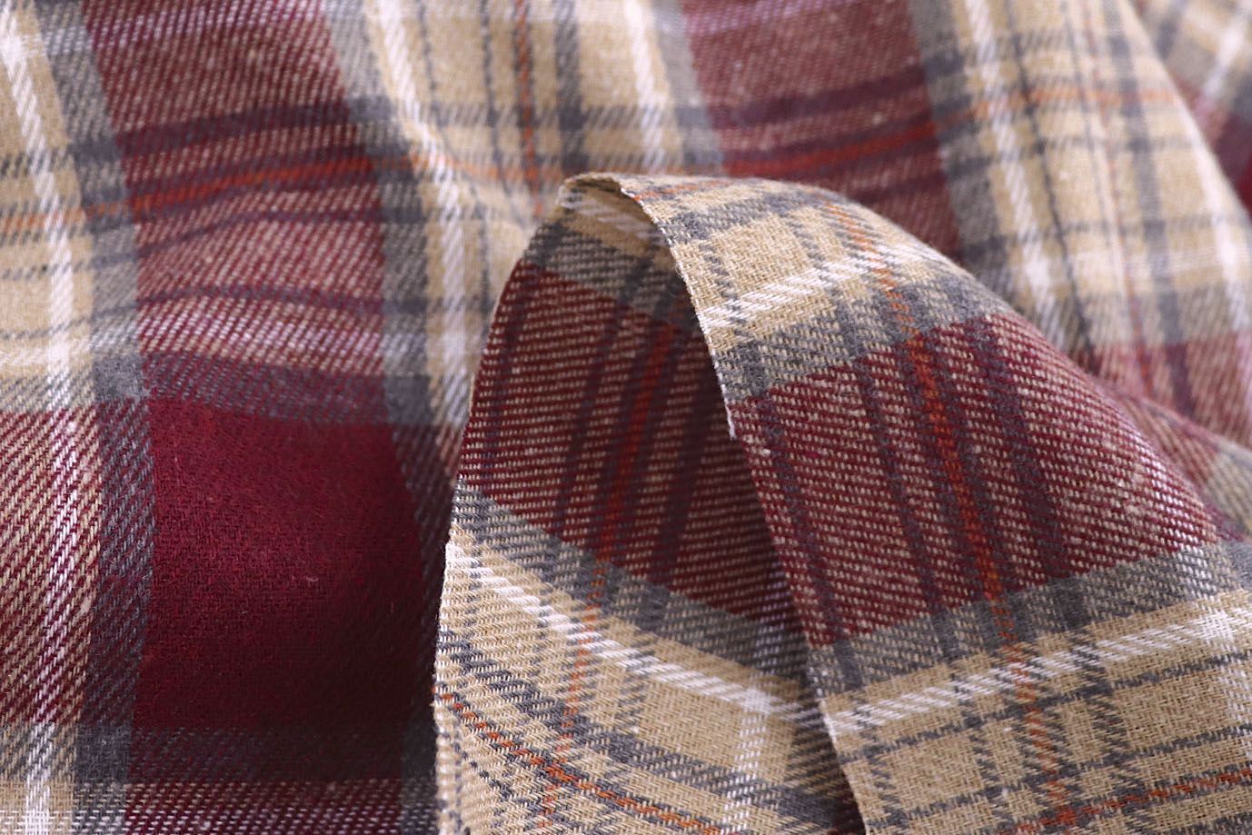Рубашечная ткань принт/клетка бежевая на бордовом 1418-PY/D#4/C#3
