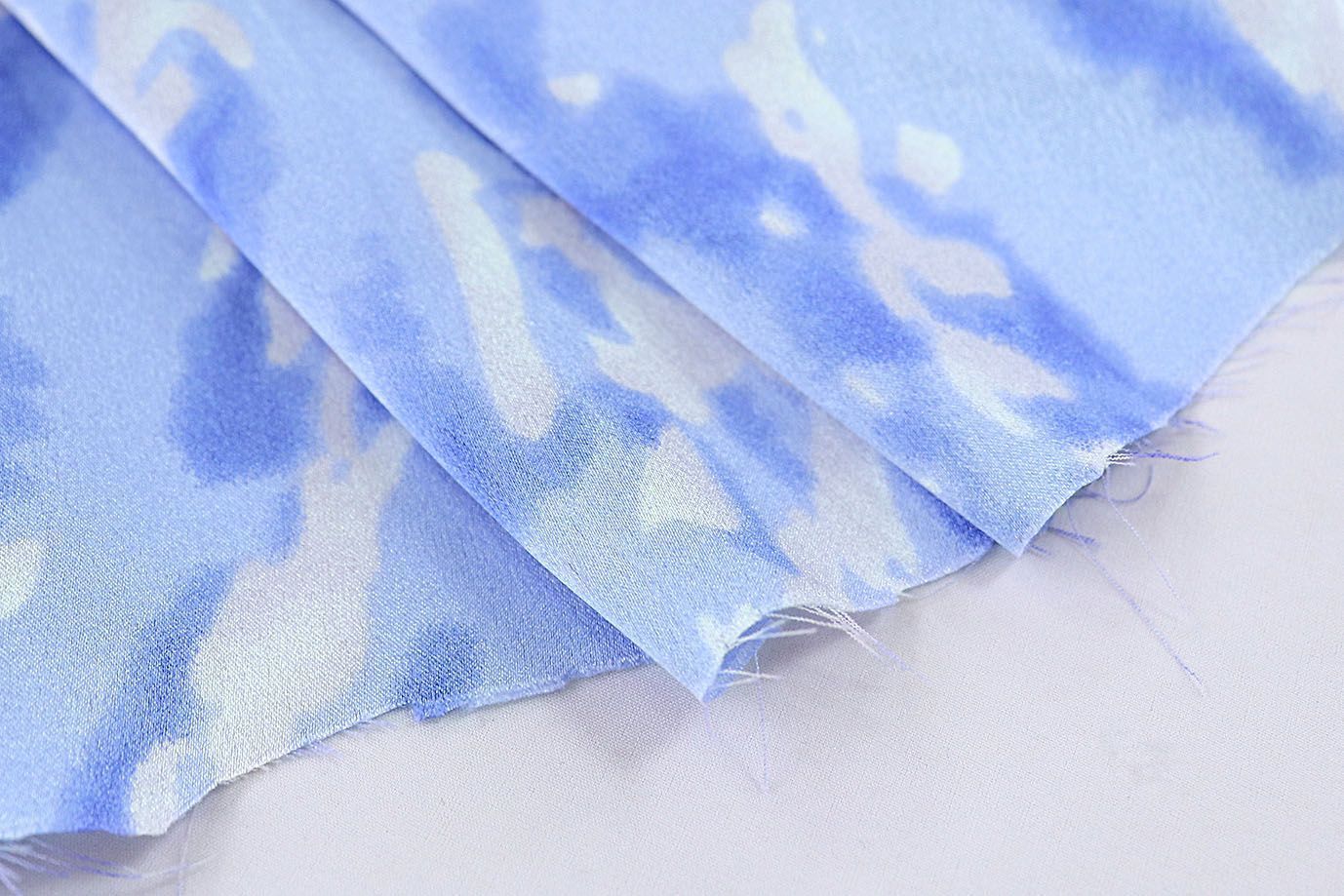 Блузочная ткань "Арина" креп принт/сине-серый 3614-PY/D#3/C#2