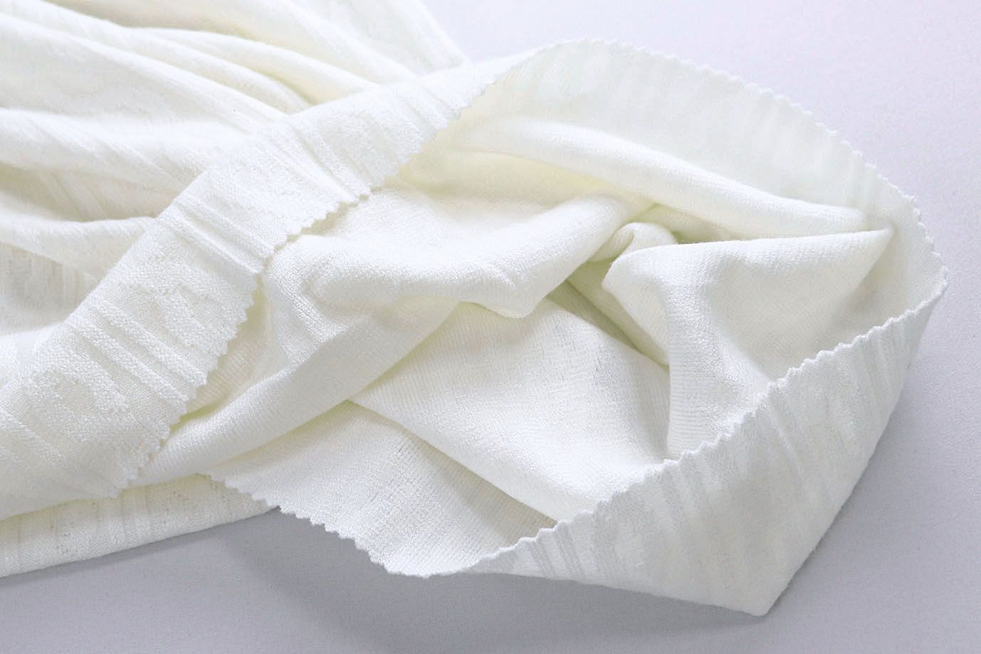 Трикотаж жаккард/молочный 3993-PY/D#1/C#1