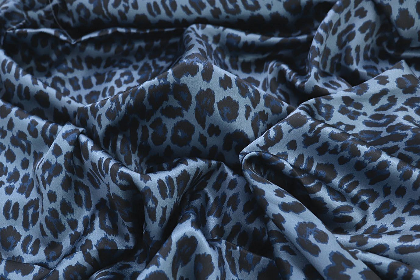 Шелк принт/леопард черно-темно-синий на светло-синем 3881-PY/D#2/C#3