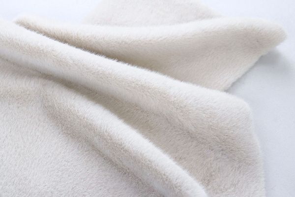 Искусственный мех "Норка"/молочный AP5102020/D#305-5AG1546/C#5AP3391