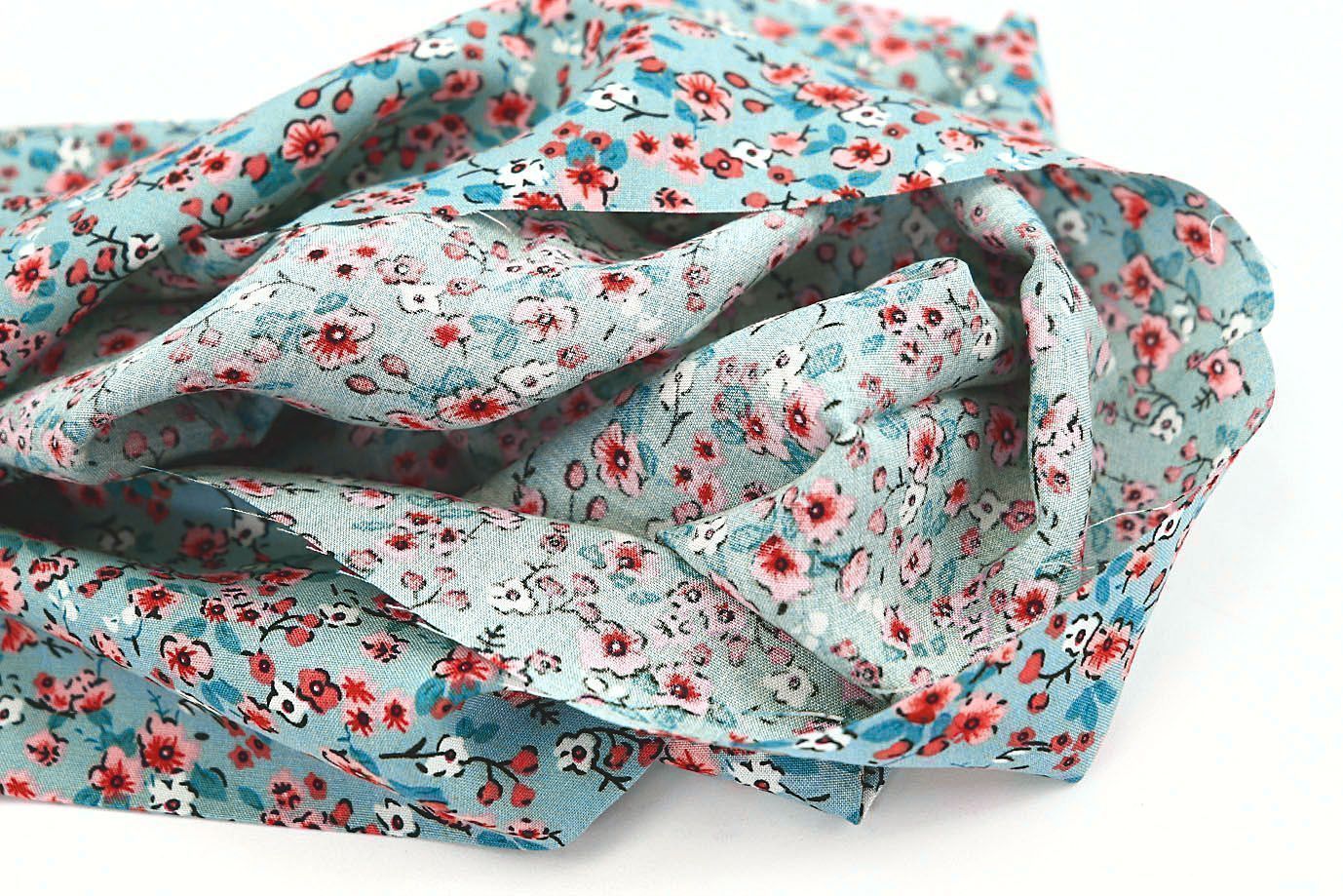 Штапель принт/цветы кораллово-белые на мятном 3660-PY/D#37/C#3