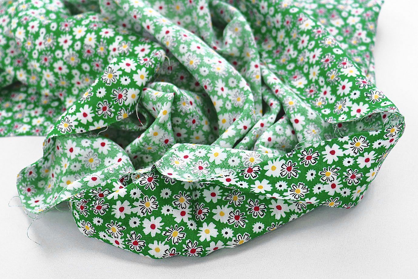 Штапель принт/цветы белые на зеленом 1374-PY/D#49/C#3