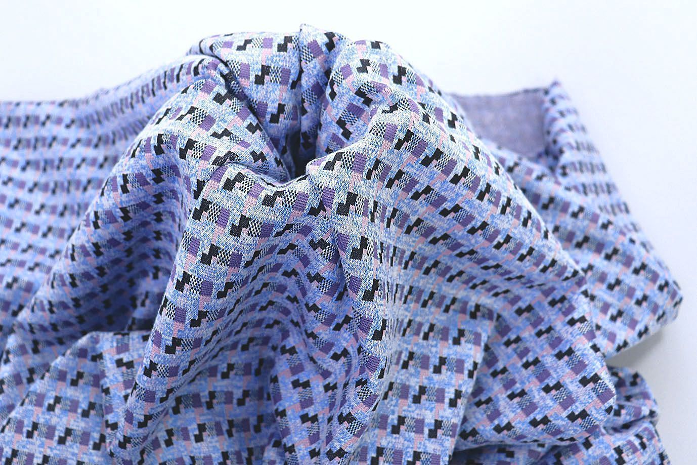 Трикотаж жаккард принт/розово-фиолетовый на синем 3257-22-PY/D#28/C#2