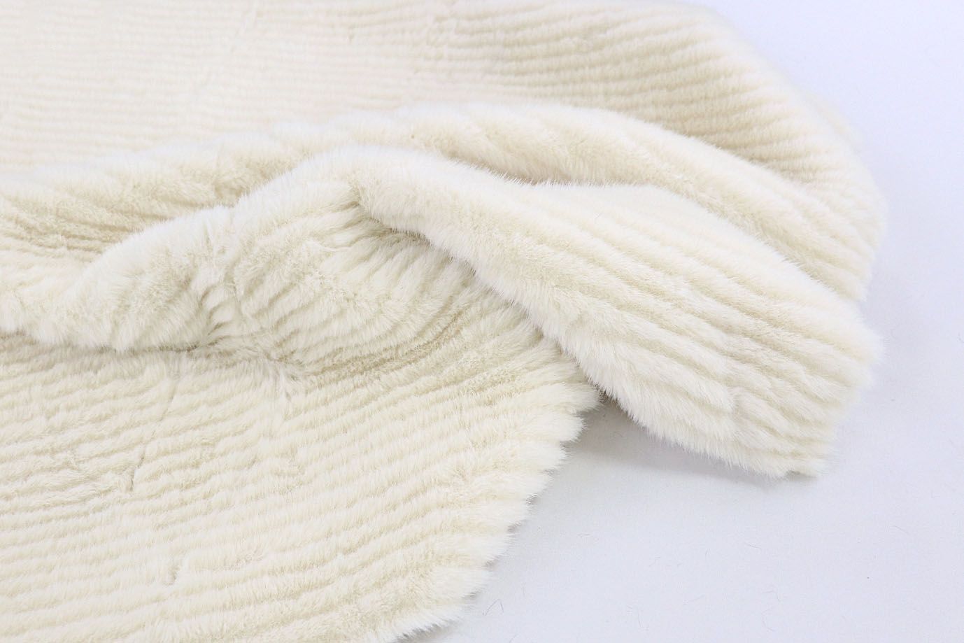 Искусственный мех "Норка" простриженный/молочный AP231228139/D#289-220214/C#4AG0015A