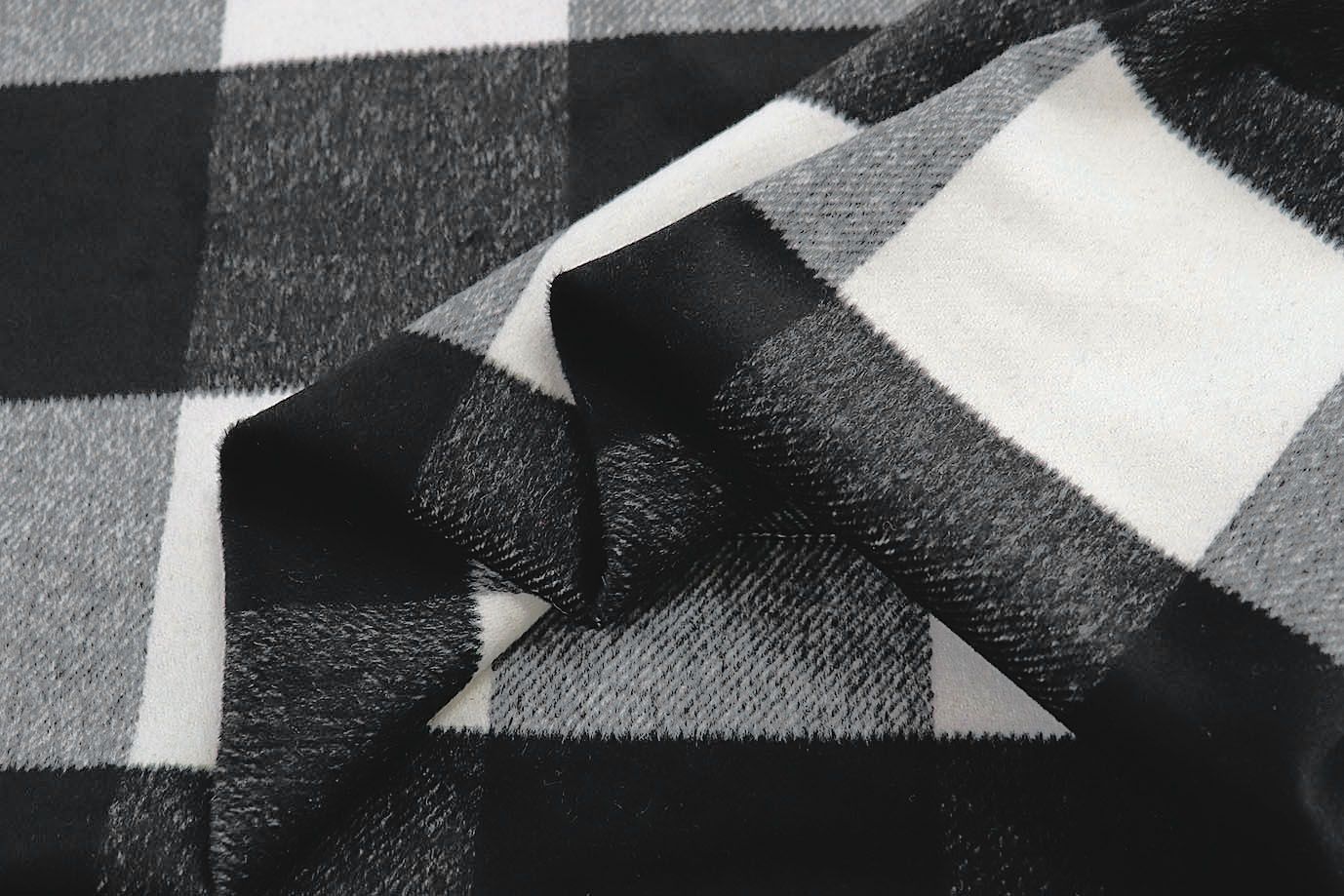 Пальтовая ткань "Микроворса" принт/клетка черная на белом 778-90135/C#8012-2