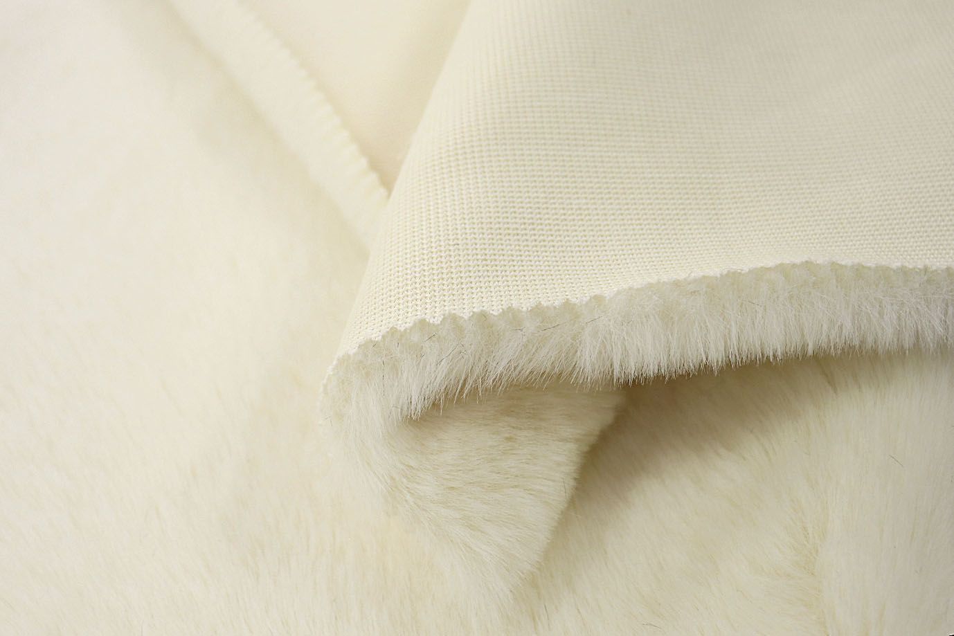Искусственный мех "Кролик"/молочный AP2303014034/D#1207-21929/C#3