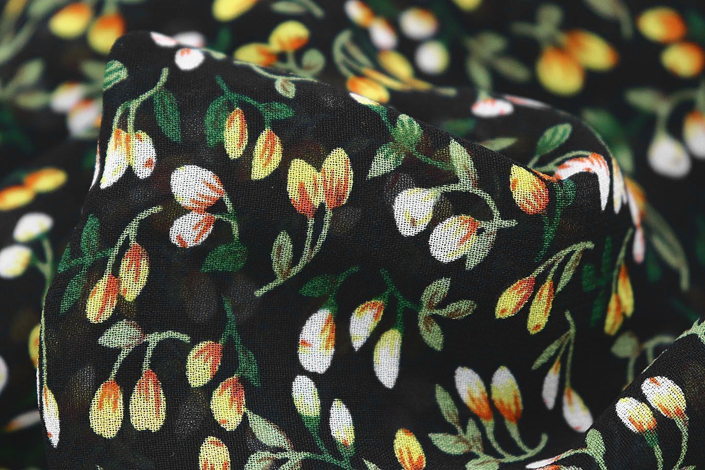 Шифон принт/цветы желто-белые на черном 3707-PY/D#11/C#3