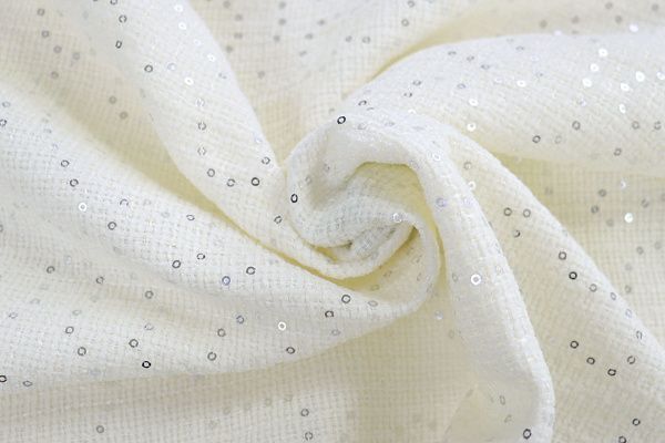 Твид "Шанель" с пайетками/молочный AP2303014040/D#1375-A1001/C#9