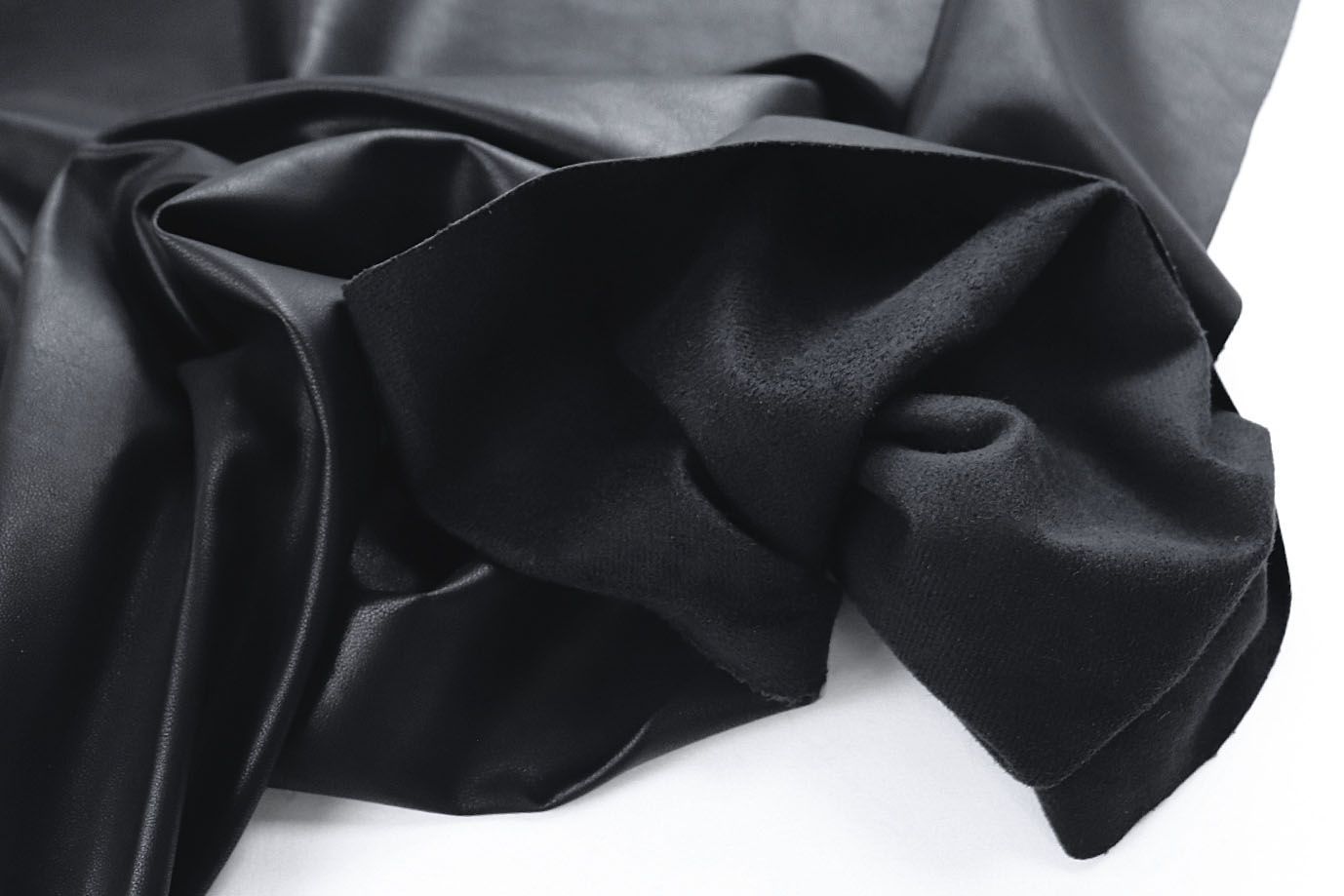 Кожа стрейч на замше/черный AP5102006/D#1701-M-000721F/C#1