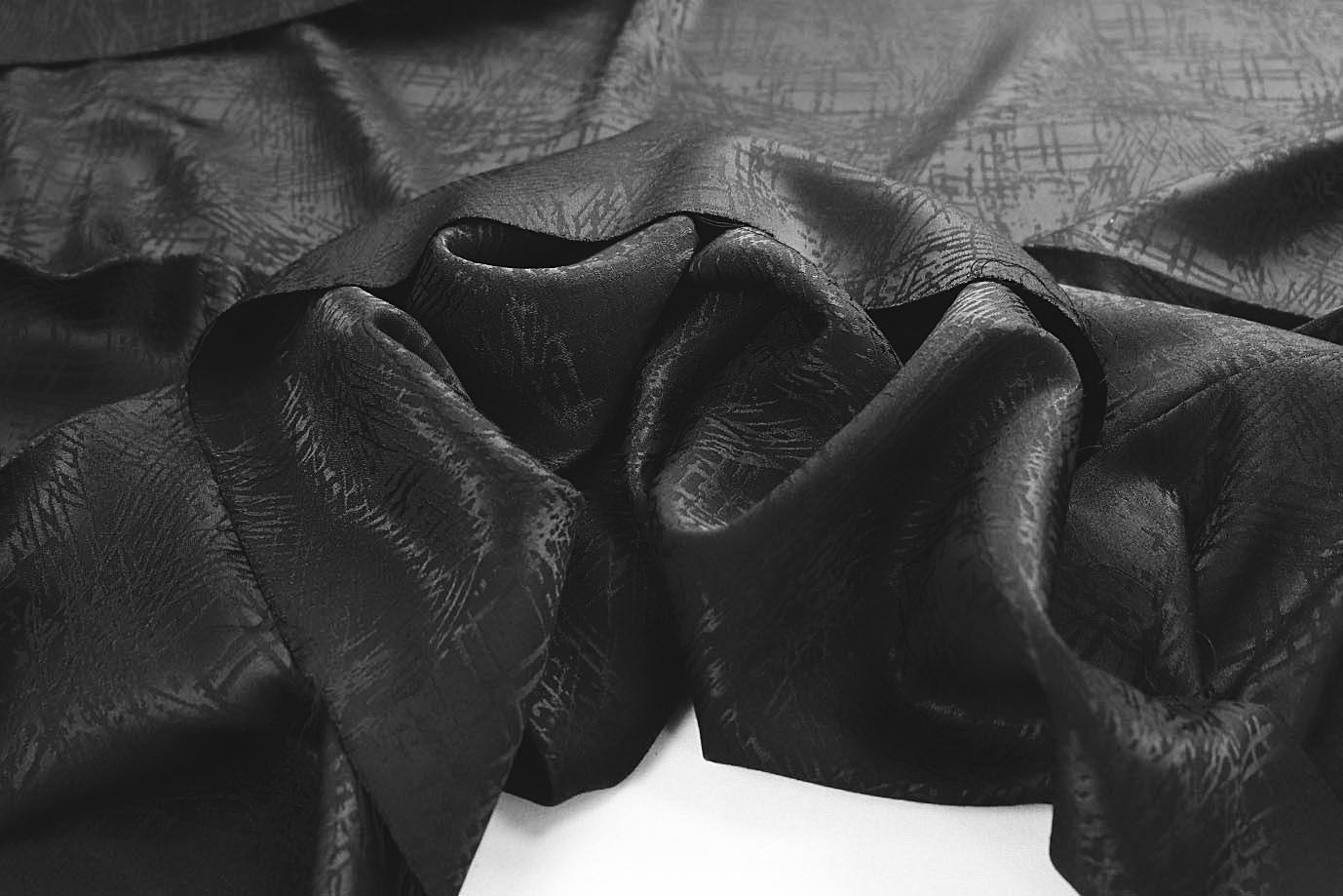 Шелк "Джулия" жаккард/черный 4032-PY/D#1/C#3