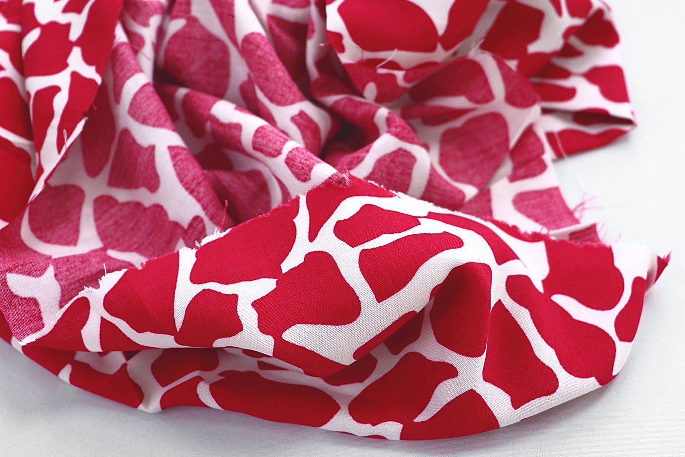 Штапель принт/бело-красный 1374-PY/D#7/C#4